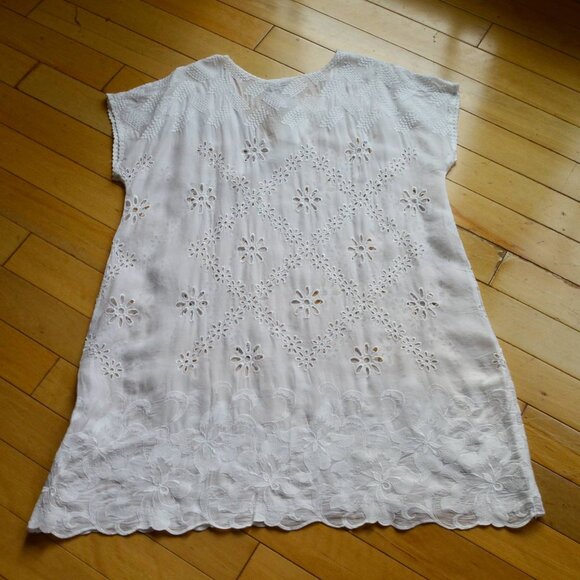 Johnny Was White Embroidered Eyelet Venetia Tunic Top Size L NWT - Picture 13 of 16